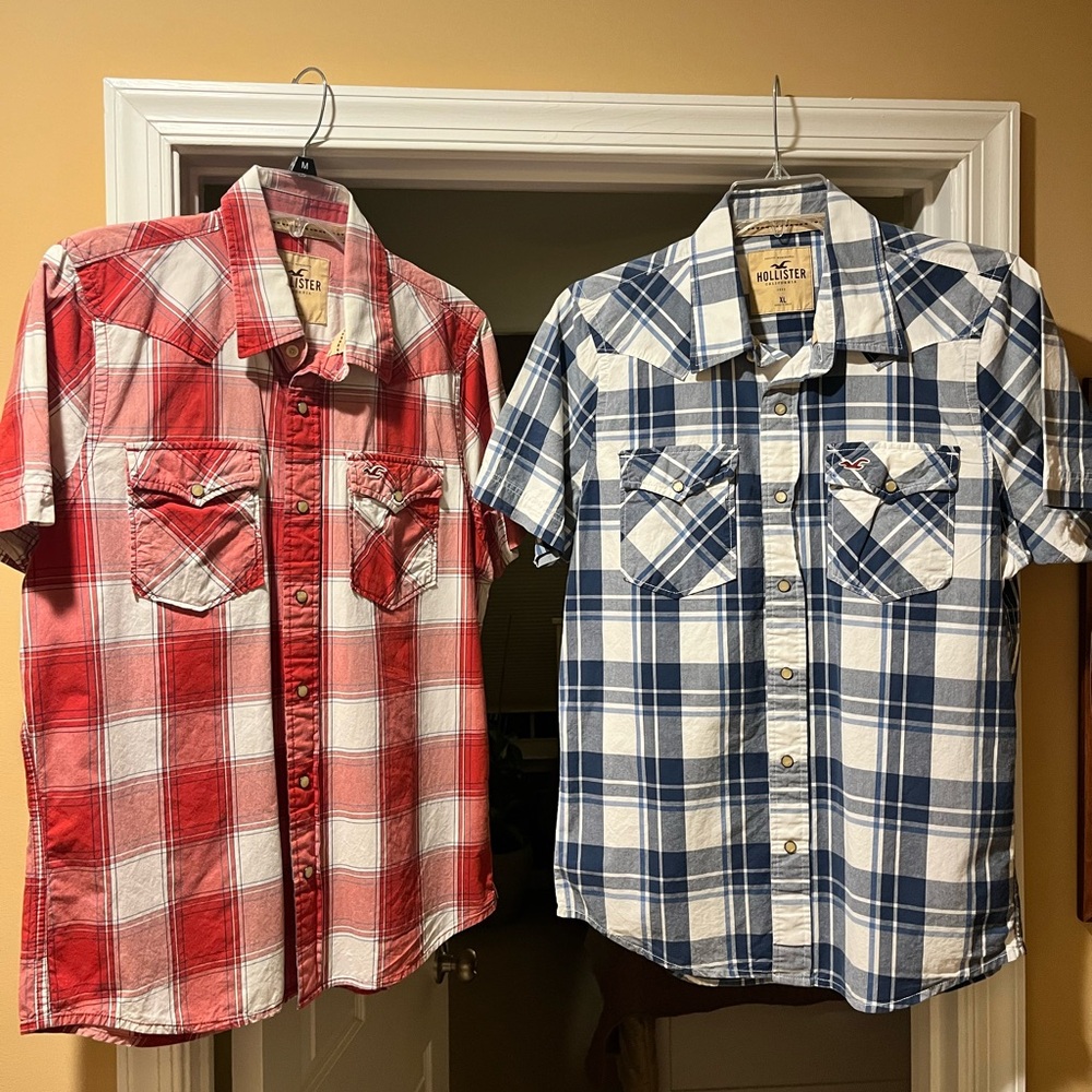 Hollister Young Adult XL Short Sleeve Button Down - Plaid Red & Blue (2 Pack)